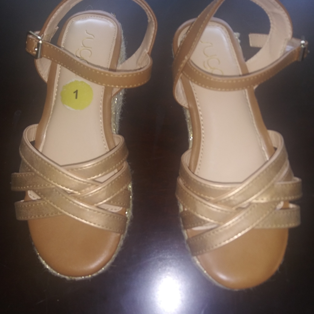Sugar™ size 1 gold/tan